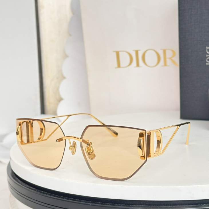 Picture of Dior Sunglasses _SKUfw77118451fw